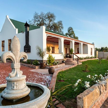 Ravenscliff White House Villa Oudtshoorn Bagian luar foto