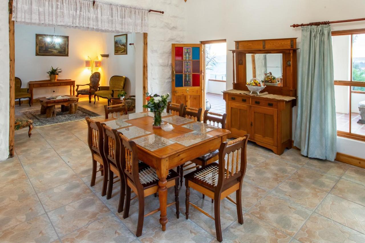 Ravenscliff White House Villa Oudtshoorn Bagian luar foto